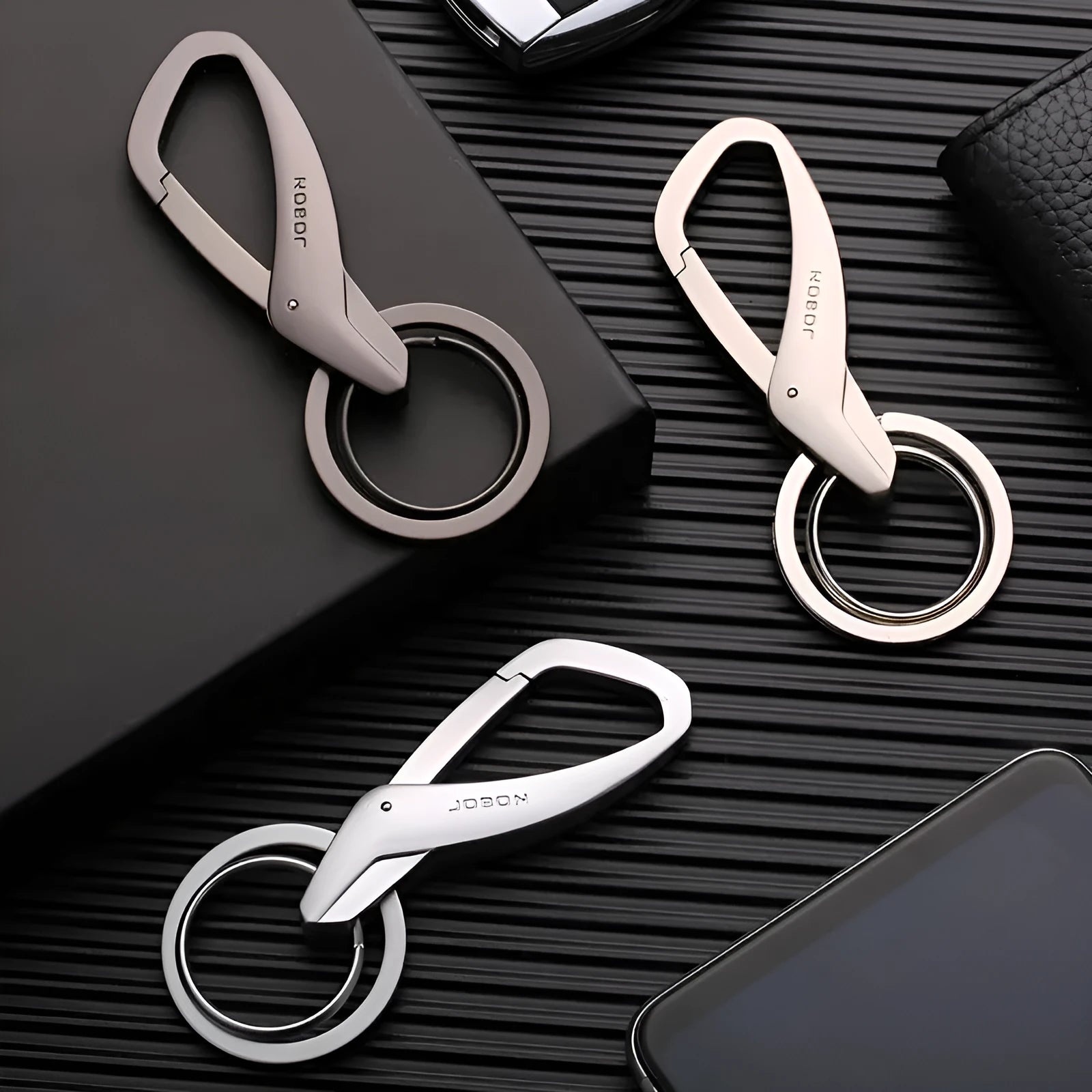 Zinc alloy waist key chain with double rings in black chrome nickel colours