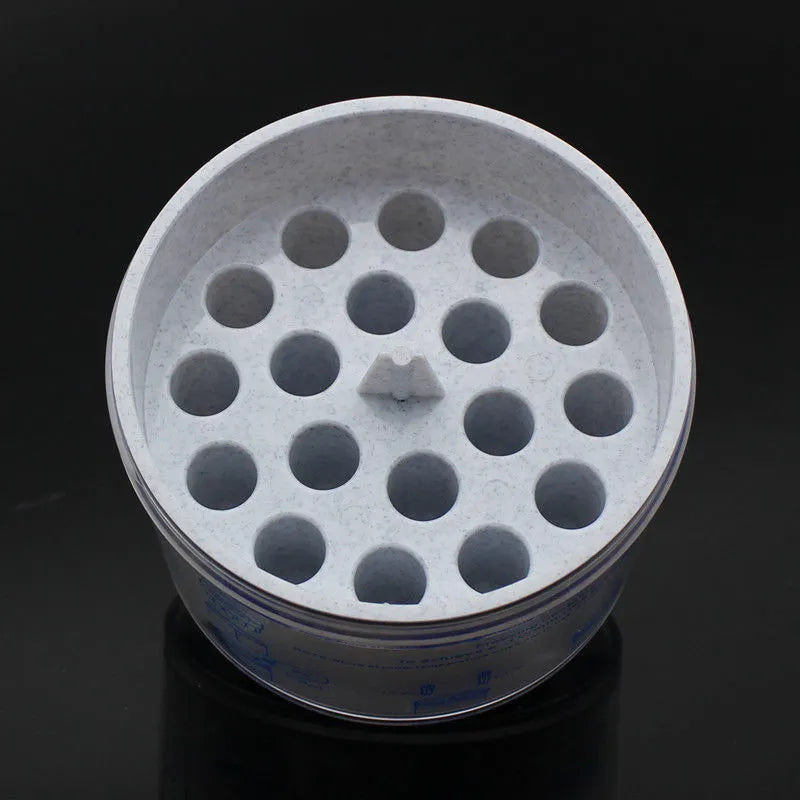 Process cooling box with metal base and plastic cover for gradient freezing applications