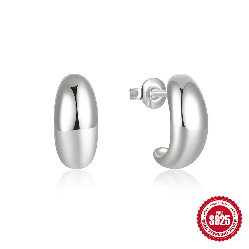 Sterling silver C-shaped stud earring with glossy electroplated finish in geometric design