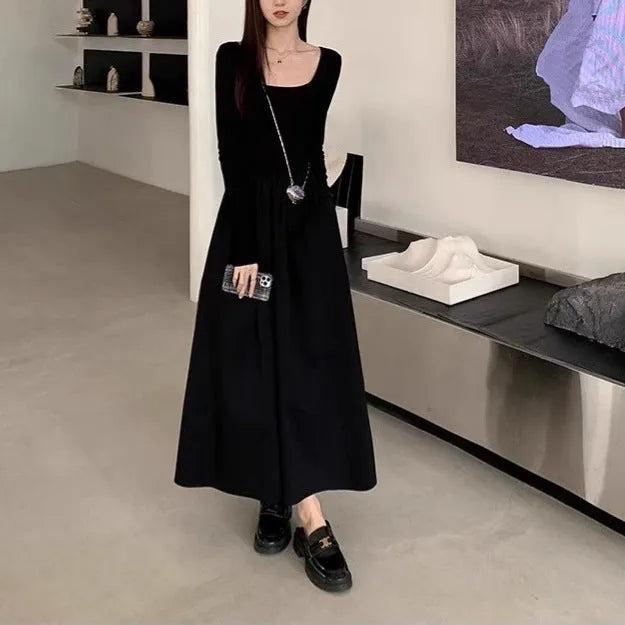 Women's square collar knitted A-line dress with elastic waist in black or grey