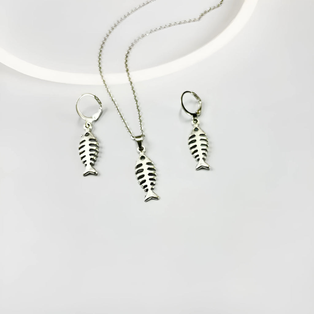 Female Creativity retro alloy jewellery set with fishbone pendant necklace and matching earrings on adjustable O-chain.