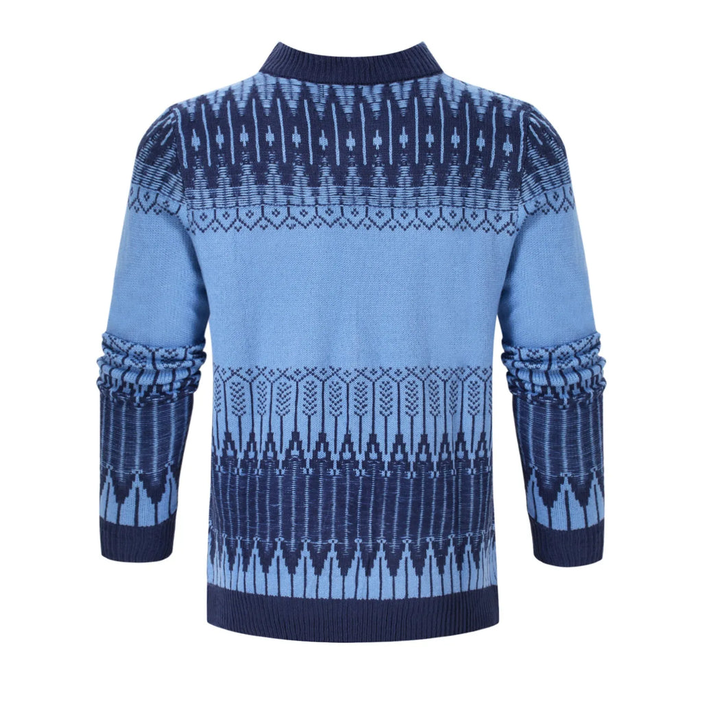 Men's crew neck knitted sweater in a long-sleeved pullover style for fall and winter.