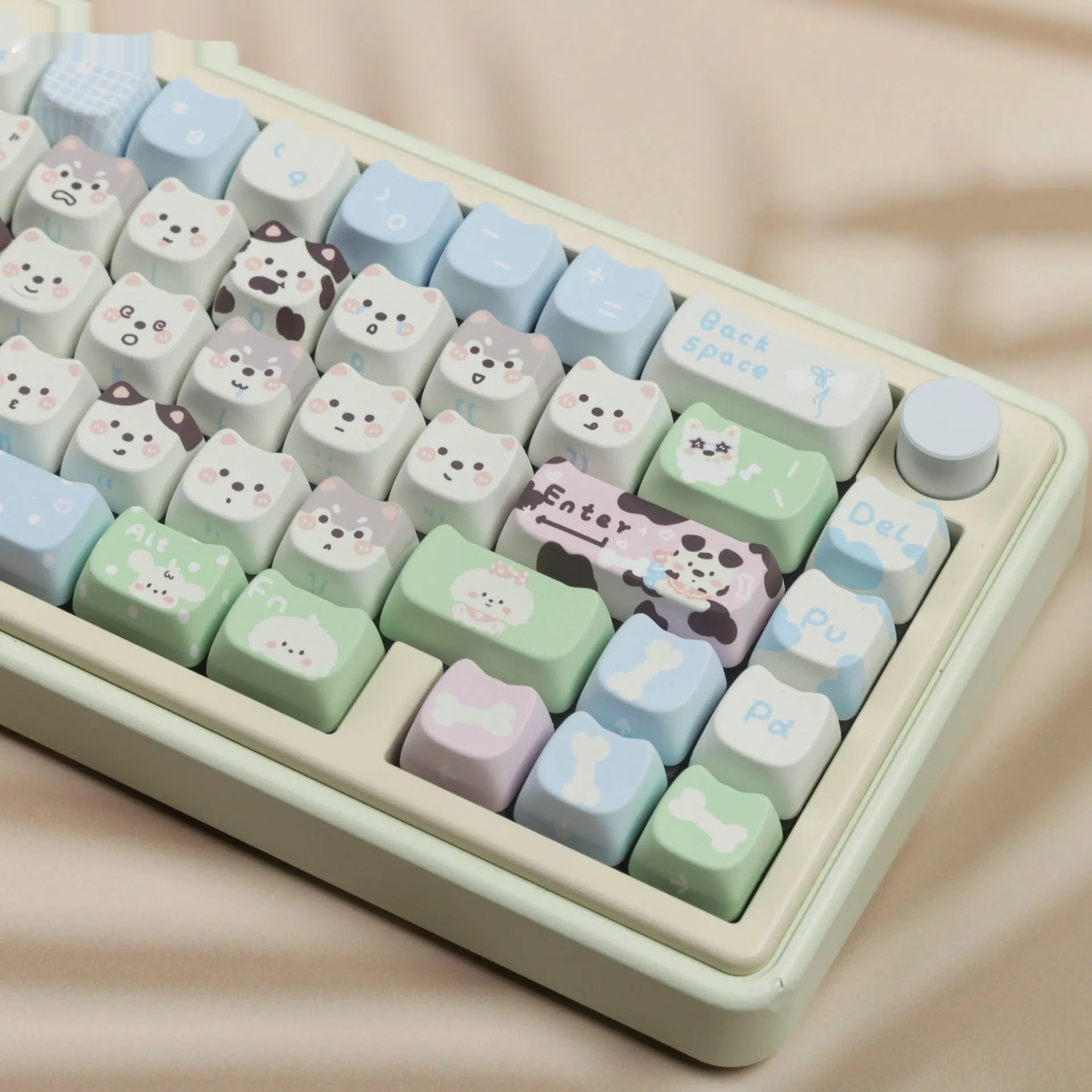 Complete set of 127 PBT key caps with sublimated cat and puppy designs for mechanical keyboard customisation