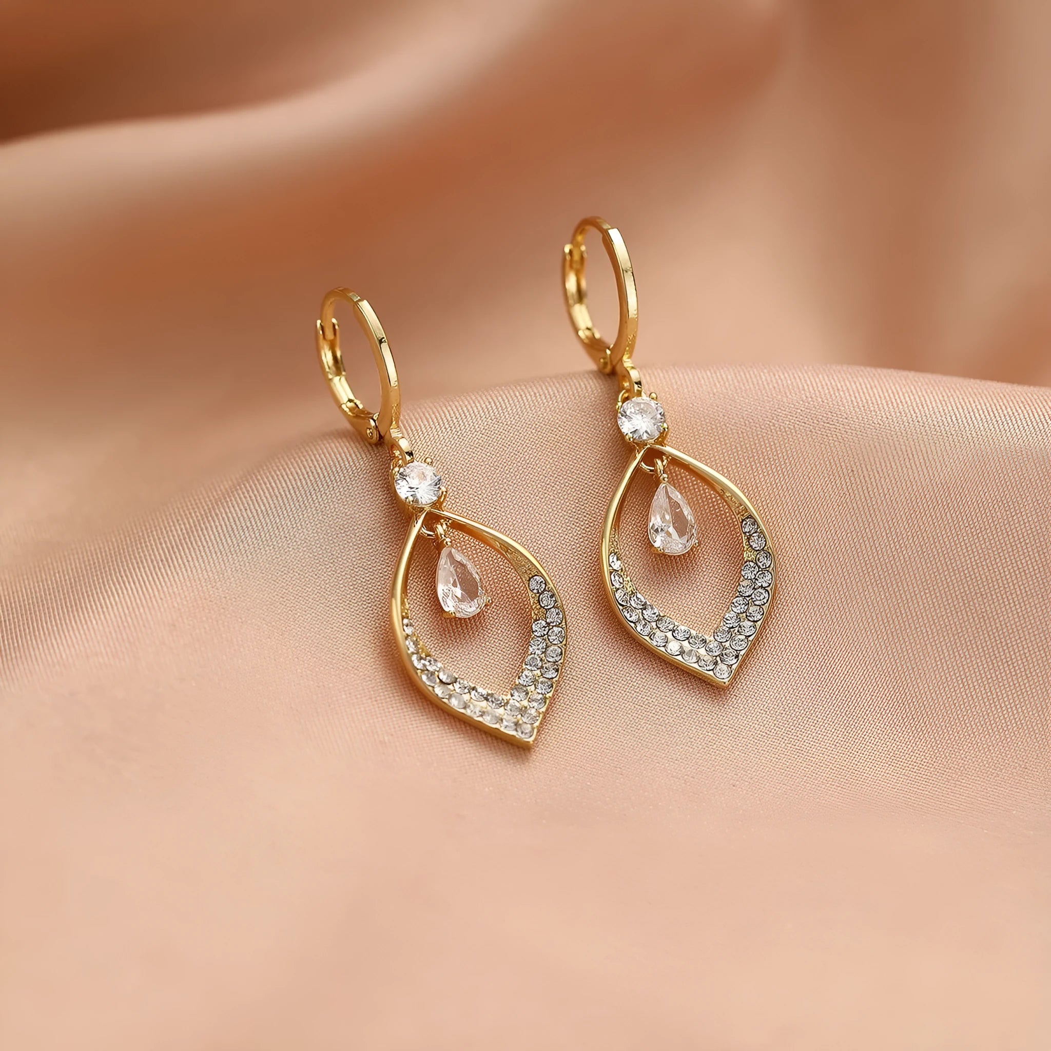 Copper electroplated zircon water drop tassel earrings with thickened gold ear buckles