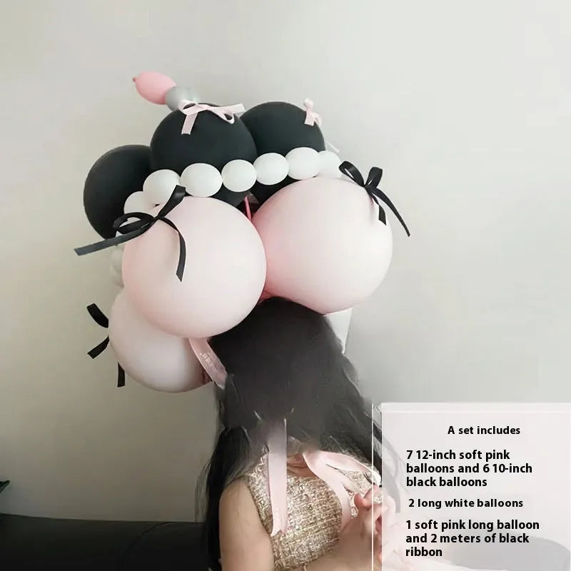 Balloon bouquet DIY kit for cake decoration showing round balloon arrangement materials