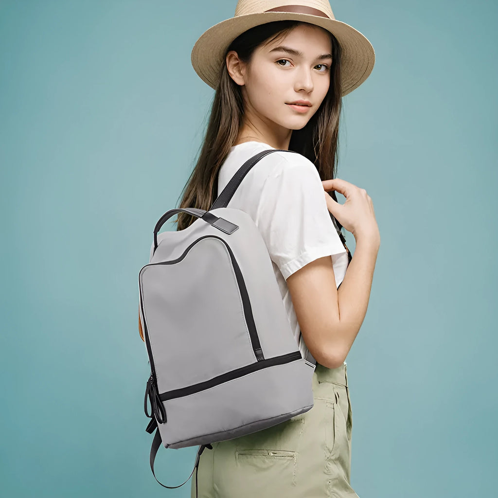 Marco Leideng ultra light backpack in urban simplicity style with below 20 litre capacity